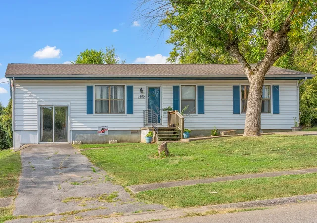 3rd image of 1405 Barberry Pl, Hopkinsville, KY 42240 | MLS# 2994136