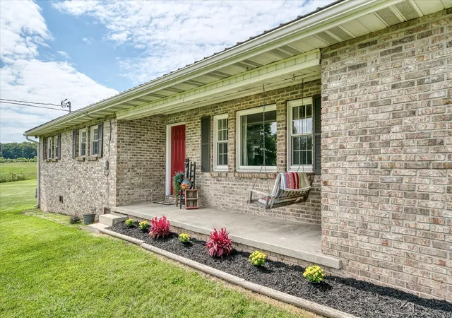 Photo 2 of Single family home for sale at 11229 Hwy 127 N, Crossville, TN 38571 | MLS# 2994212 | Listing updated on 2026-02-03