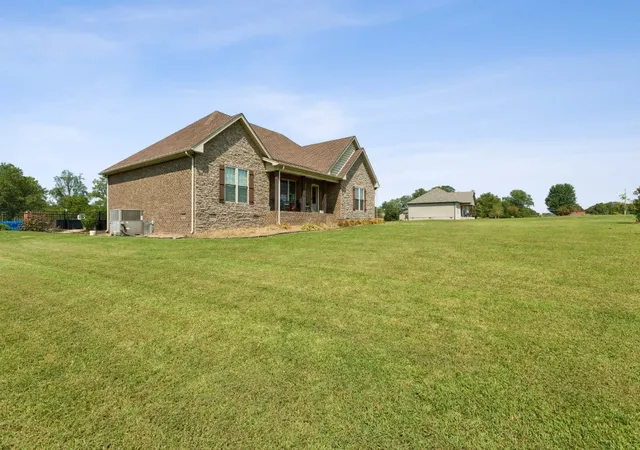 2nd image of 265 Evans Rd, Lafayette, TN 37083 | MLS# 2994765
