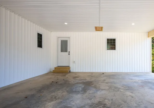 Photo 39 of Single family home for sale at 220 Wolfe Blvd, Erin, TN 37061 | MLS# 3002792 | Listing updated on 2025-10-24