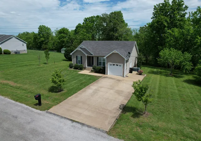 2nd image of 215 215 Desperado Ave, Pulaski, TN 38478 | MLS# 3000656
