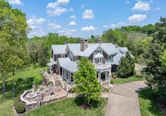 3rd image of 605 Red Oak Rd, Petersburg, TN 37144 | MLS# 3002744