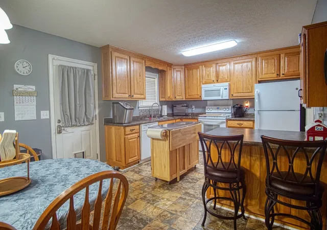 2nd image of 179 Patrick Rd, Fayetteville, TN 37334 | MLS# 2996521