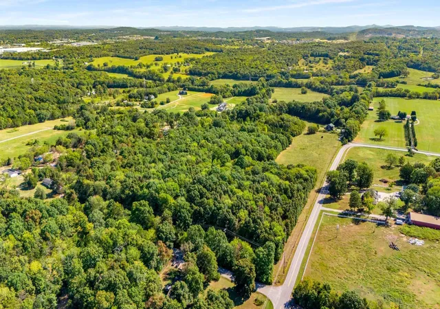 Photo 3 of House for sale at 580 Midgett Rd, Mount Juliet, TN 37122 | MLS# 2998256 | Listing updated on 2026-05-01