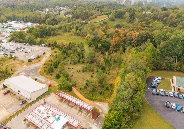 5th image of 1112 New Hwy 52 E, Westmoreland, TN 37186 | MLS# 2996450