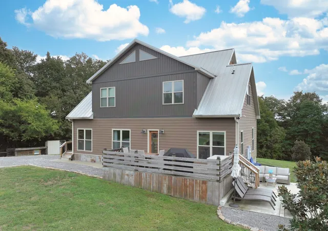 Homes for sale in Wartrace, TN | 1959 French Brantley Rd, Wartrace, TN 37183 | MLS# 3002728