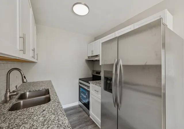 Photo 1 of Condo for sale at 550 Harding Pl #D113, Nashville, TN 37211 | MLS# 2999885 | Listing updated on 2026-09-18