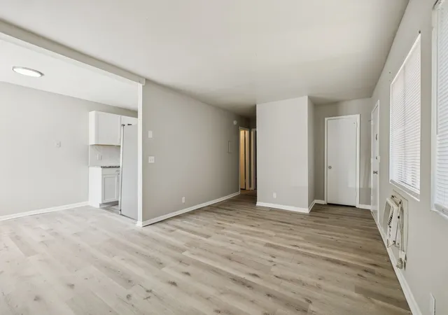 Photo 3 of Condo for sale at 550 Harding Pl #D113, Nashville, TN 37211 | MLS# 2999885 | Listing updated on 2026-09-18