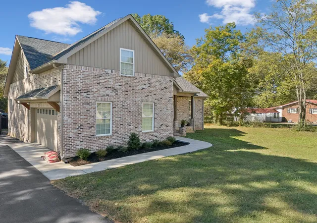 Homes for sale in Wartrace, TN | 412 Vine St S, Wartrace, TN 37183 | MLS# 3032691