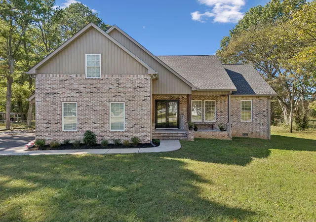 Homes for sale in Wartrace, TN | 412 Vine St S, Wartrace, TN 37183 | MLS# 3032691