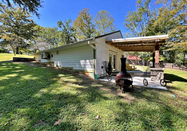 Homes for sale in Decatur, TN | 282 White Oak Dr, Decatur, TN 37322 | MLS# 3248888
