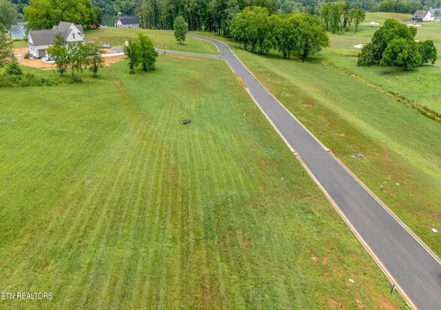 3rd image of 2817 Chestnut Lane, Loudon, TN 37774 | MLS# 3000024