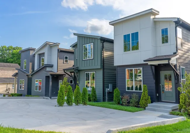 4th image of 2120 Burns St, Nashville, TN 37216 | MLS# 3000106