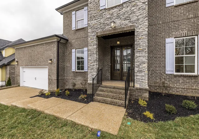 Photo 2 of Sale Pending at 185 Blueberry Ct, Murfreesboro, TN 37128 | MLS# 2999719 | Listing updated on 2026-03-25