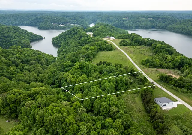Photo 1 of Land for sale at 0 Lake Blf Rd, Baxter, TN 38544 | MLS# 3000924 | Listing updated on 2026-04-15