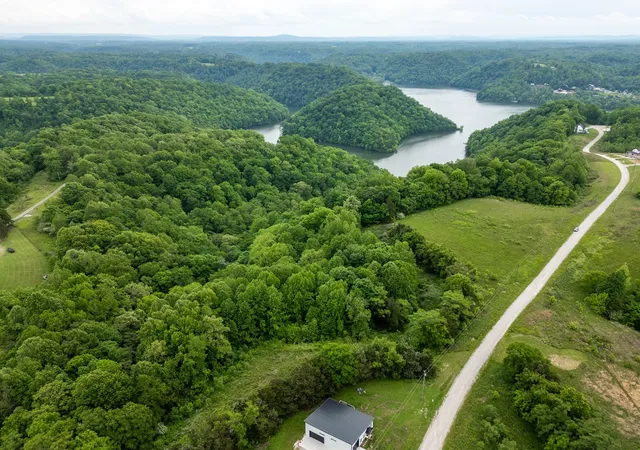 Photo 4 of Land for sale at 0 Lake Blf Rd, Baxter, TN 38544 | MLS# 3000924 | Listing updated on 2026-04-15