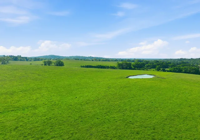 2nd image of 1 Deshea Crk Rd, Gallatin, TN 37066 | MLS# 3037265