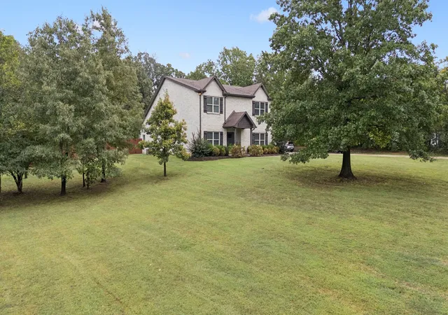 Photo 2 of Single family home for sale at 1964 Harkreader Rd, Mount Juliet, TN 37122 | MLS# 3001950 | Listing updated on 2026-04-17