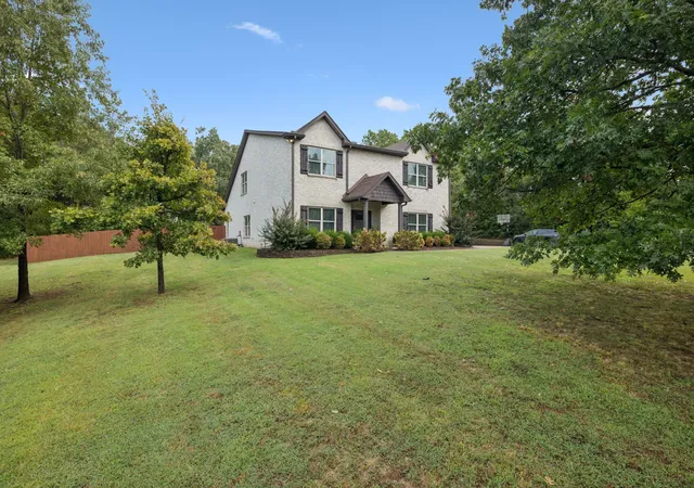 Photo 3 of Single family home for sale at 1964 Harkreader Rd, Mount Juliet, TN 37122 | MLS# 3001950 | Listing updated on 2026-04-17