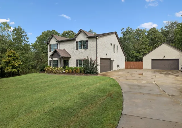 Photo 4 of Single family home for sale at 1964 Harkreader Rd, Mount Juliet, TN 37122 | MLS# 3001950 | Listing updated on 2026-04-17