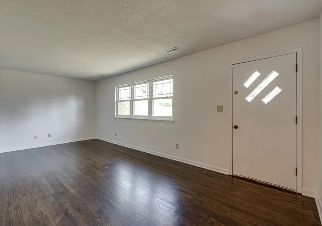 3rd image of 416 Marlow Dr, Chattanooga, TN 37415 | MLS# 3002367