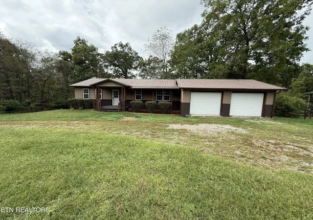 1st image of 822 Allardt Hwy, Jamestown, TN 38556 | MLS# 3001416
