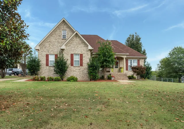 1st image of 912 Dobbins Pike, Gallatin, TN 37066 | MLS# 3001725