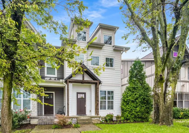 2nd image of 1435 14th Ave S, Nashville, TN 37212 | MLS# 3013708