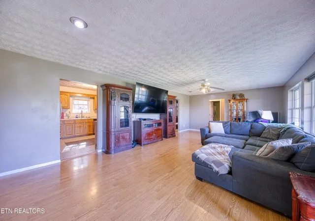 Photo 2 of Single family home for sale at 2215 Island Blvd, Sevierville, TN 37876 | MLS# 3073679 | Listing updated on 2026-09-14