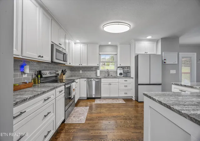 5th image of 100 Foster Dr, Lenoir City, TN 37772 | MLS# 3098024