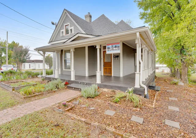 Photo 1 of Single family home for sale at 1503 Duncan Avenue, Chattanooga, TN 37404 | MLS# 3002483 | Listing updated on 2025-11-19