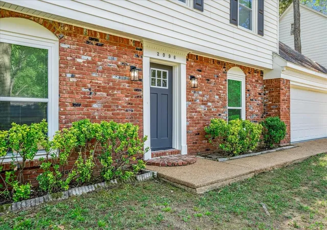 Photo 2 of Single family home for sale at 2096 Allenby Rd, Germantown, TN 38139 | MLS# 3119555 | Listing updated on 2026-02-10
