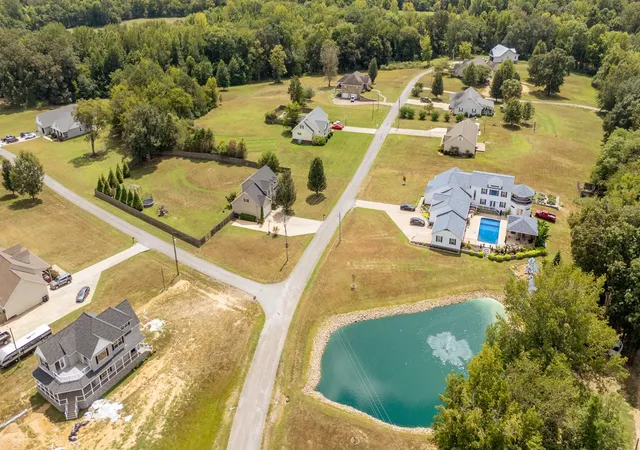Photo 2 of Single family home for sale at 75 Cassandra Way, Savannah, TN 38372 | MLS# 3013292 | Listing updated on 2025-11-22