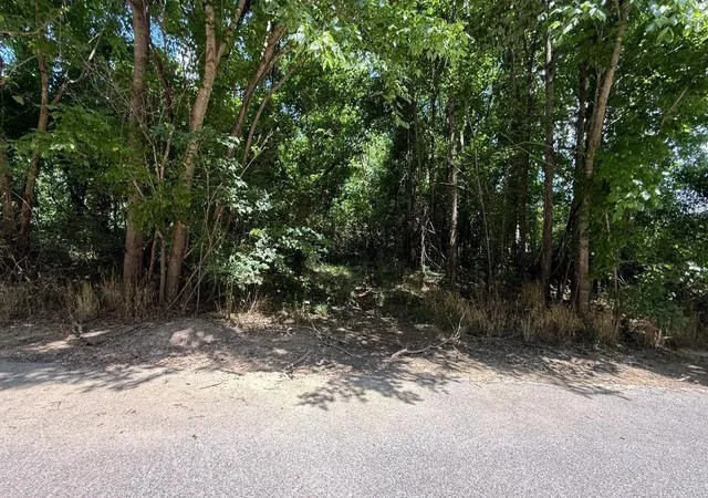5th image of 5137 Tully Rd, Memphis, TN 38109 | MLS# 3009200