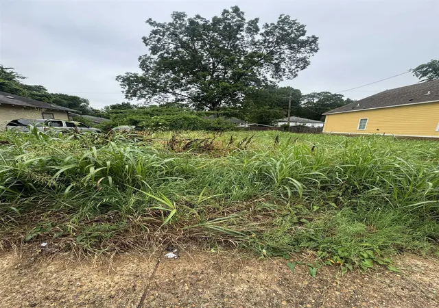 Photo 2 of Land for sale at 1952 Southern Ave, Memphis, TN 38114 | MLS# 3007995 | Listing updated on 2025-10-02
