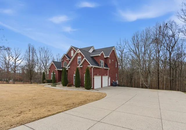 Homes for sale in Portland, TN | 1014 Alameda Dr, Portland, TN 37148 | MLS# 3012007