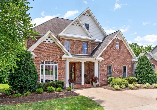 2nd image of 305 Lincoln Way, Hopkinsville, KY 42240 | MLS# 3003593