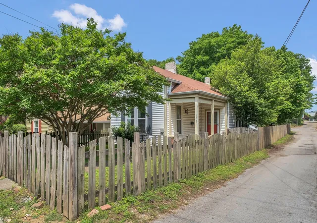 4th image of 1306 7Th Ave N, Nashville, TN 37208 | MLS# 3073889