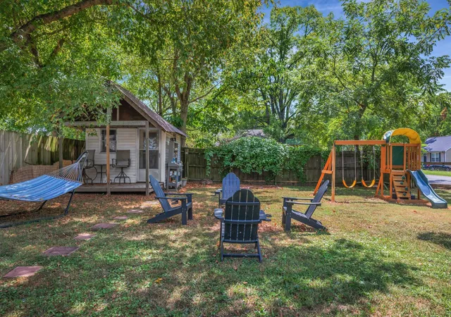 16th image of 909 W 1st St, Dickson, TN 37055 | MLS# 3003722
