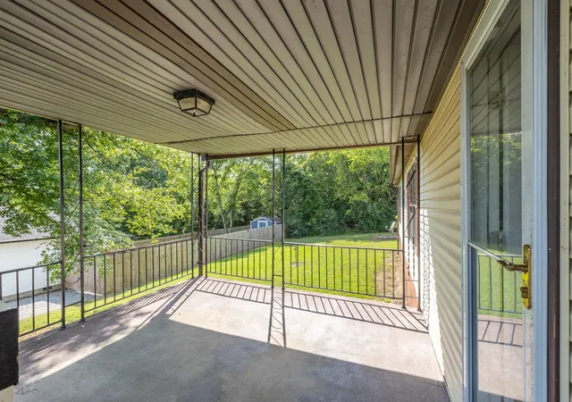 Photo 4 of Manufactured home for sale at 109 Fairview Ave, Cornersville, TN 37047 | MLS# 3012188 | Listing updated on 2026-09-03