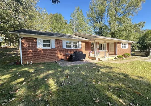 Homes for sale in Dover, TN | 247 Castle Ln, Dover, TN 37058 | MLS# 3006233