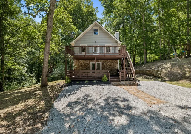 1st image of 1111 Green Valley Dr, Ashland City, TN 37015 | MLS# 3006558