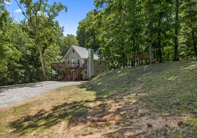 3rd image of 1111 Green Valley Dr, Ashland City, TN 37015 | MLS# 3006558