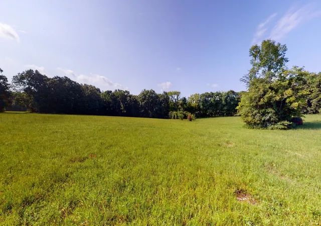 Photo 1 of Sale Pending at 14170 Central Pike, Mount Juliet, TN 37122 | MLS# 3006963 | Listing updated on 2025-12-29