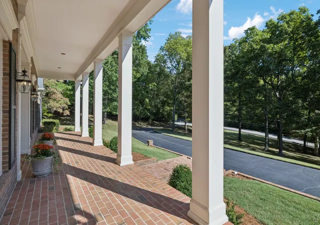 4th image of 1 Saint James Pl, Nashville, TN 37215 | MLS# 3009151