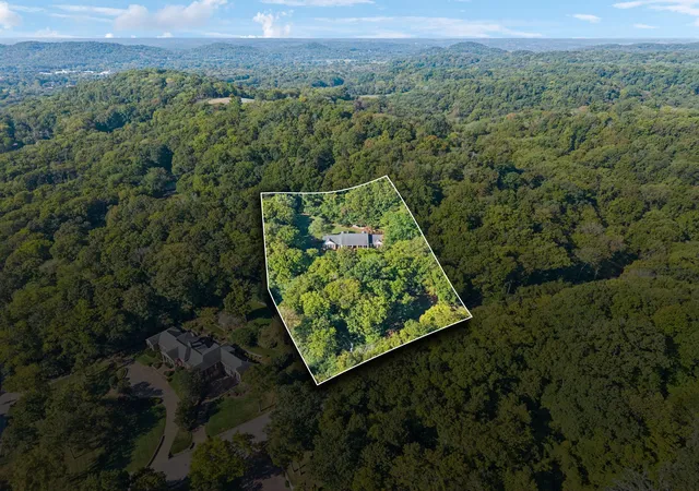 5th image of 1 Saint James Pl, Nashville, TN 37215 | MLS# 3009151