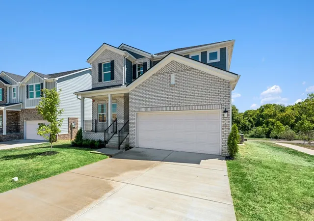 Photo 2 of Single family home for sale at 2565 Peaceful Valley Dr, Columbia, TN 38401 | MLS# 3006808 | Listing updated on 2025-10-13