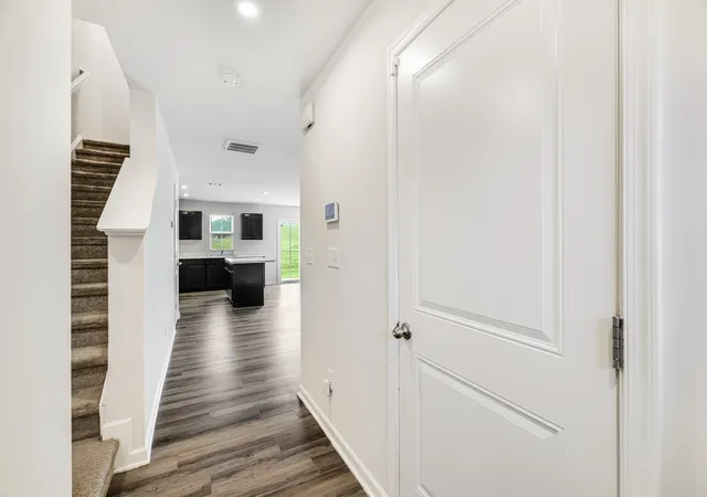 Photo 3 of Townhouse for sale at 304 Sunnyview Dr, Lebanon, TN 37090 | MLS# 3012274 | Listing updated on 2025-12-18