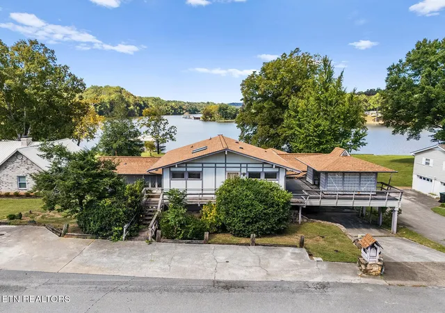 Homes for sale in Louisville, TN | 4827 Riversedge Rd, Louisville, TN 37777 | MLS# 3007120