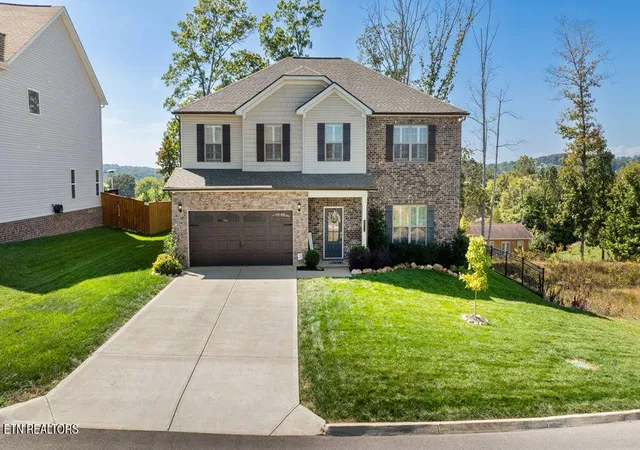 1st image of 212 Aspen Dr, Lenoir City, TN 37771 | MLS# 3056879